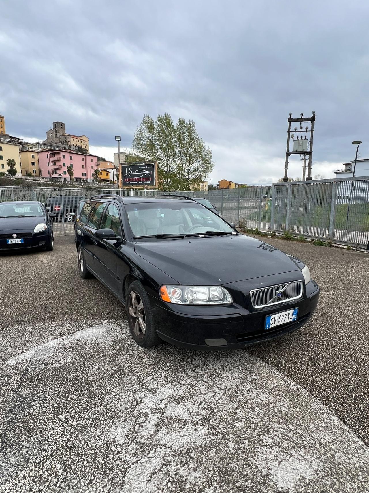 Volvo V70/XC70 V70 2.4 D 20V (163CV) cat Summum