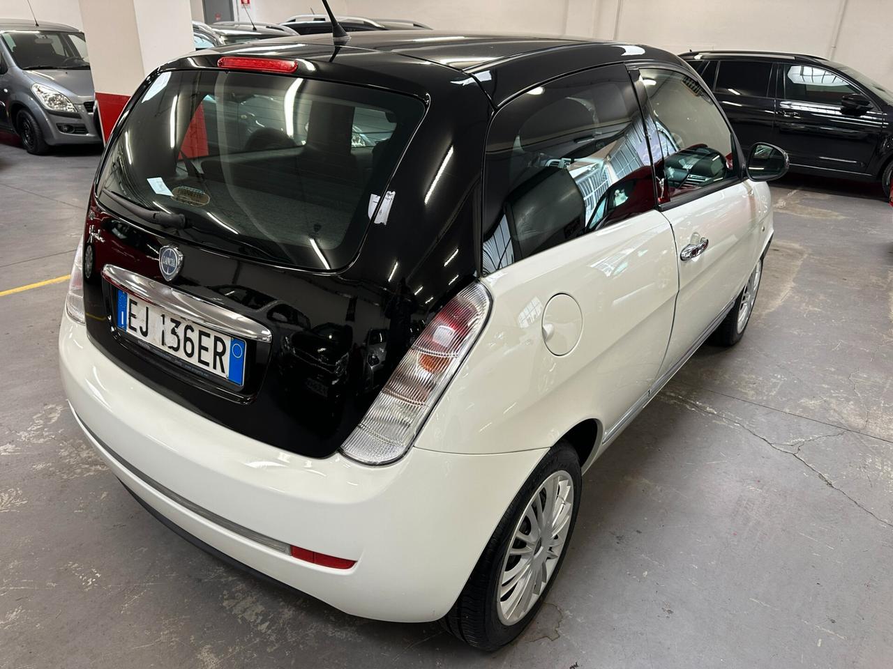 Lancia Ypsilon 1.2 69 CV Platinum