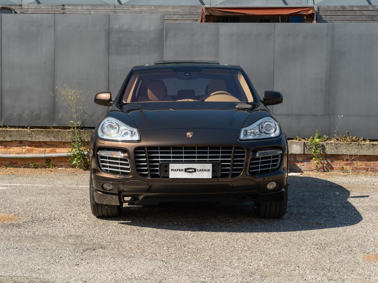 Porsche Cayenne 4.8 Turbo S