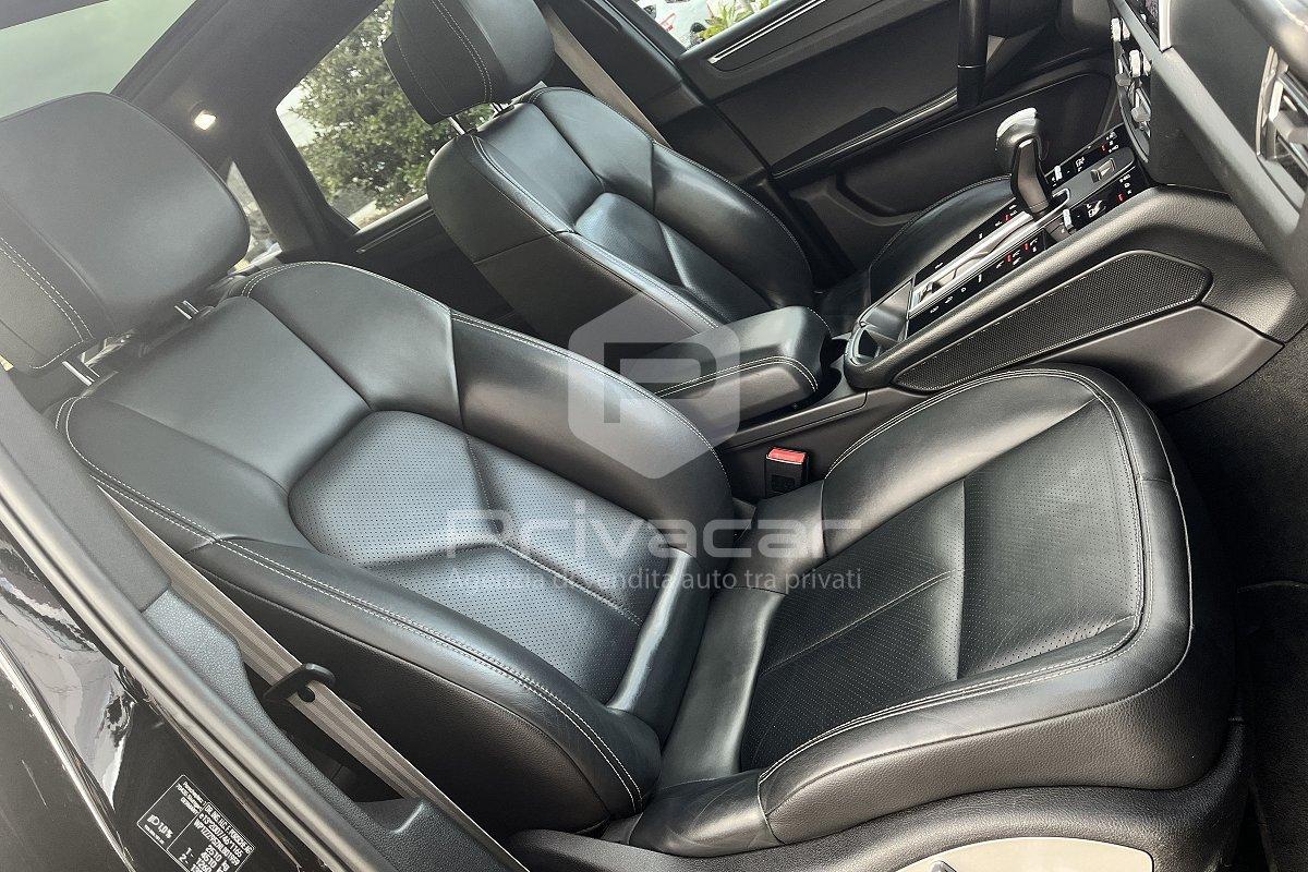 PORSCHE Macan 2.0