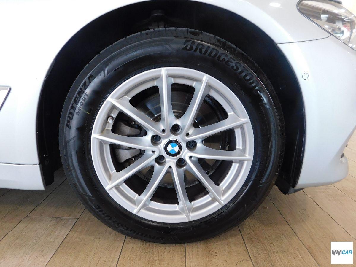 BMW - Serie 5 Touring - 520d xDrive Business aut.