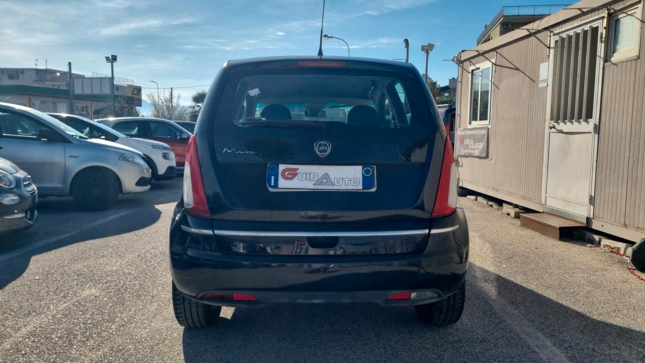 Lancia MUSA 1.4 16V EURO 5 Poltrona Frau-95CV-70KW-