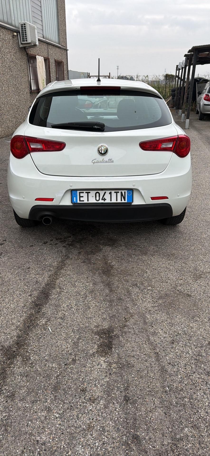 Alfa Romeo Giulietta 1.6 JTDm-2 105 CV Distinctive