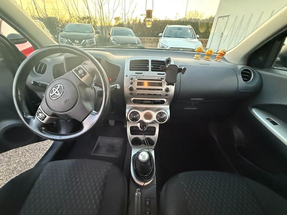 Toyota Urban Cruiser 1.4 D-4D AWD Sol