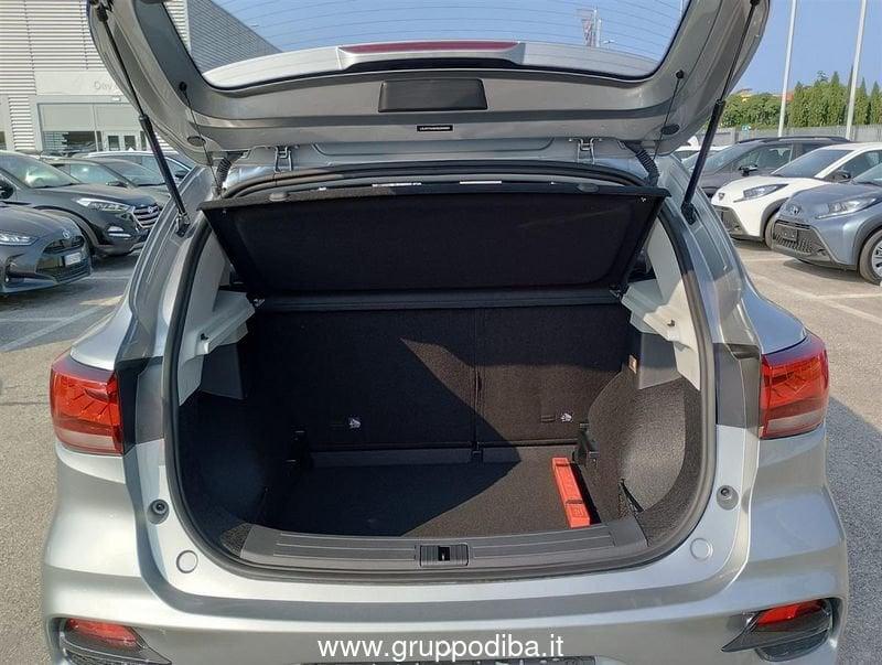 MG ZS 1.5 Classic Luxury Silver (MBC)