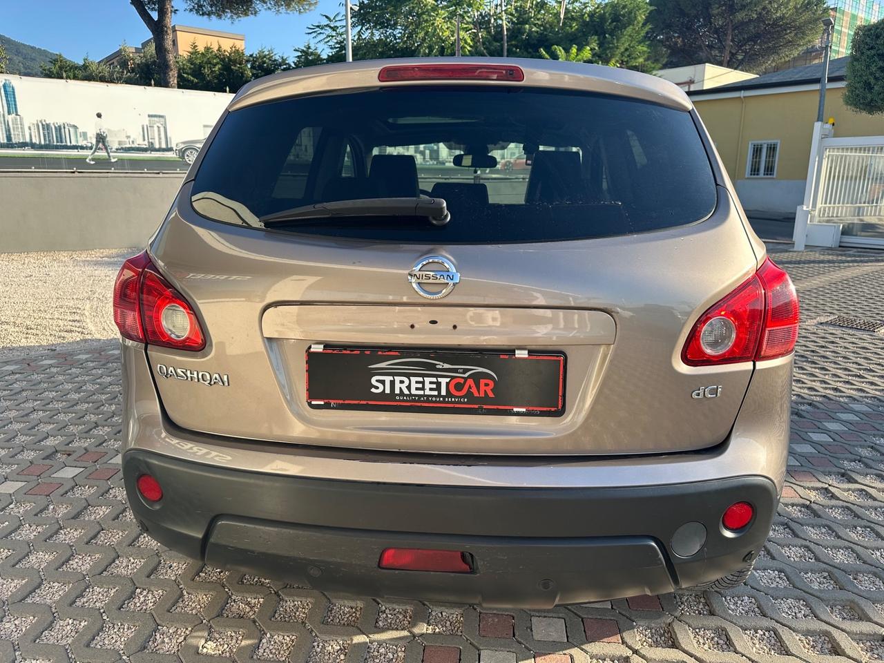 Nissan Qashqai 2.0 dCi DPF 4WD Tekna