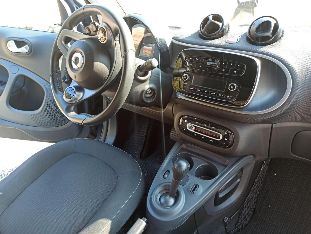 SMART FORTWO PASSION ANNO 2015 CAMBIO AUTOMATICO