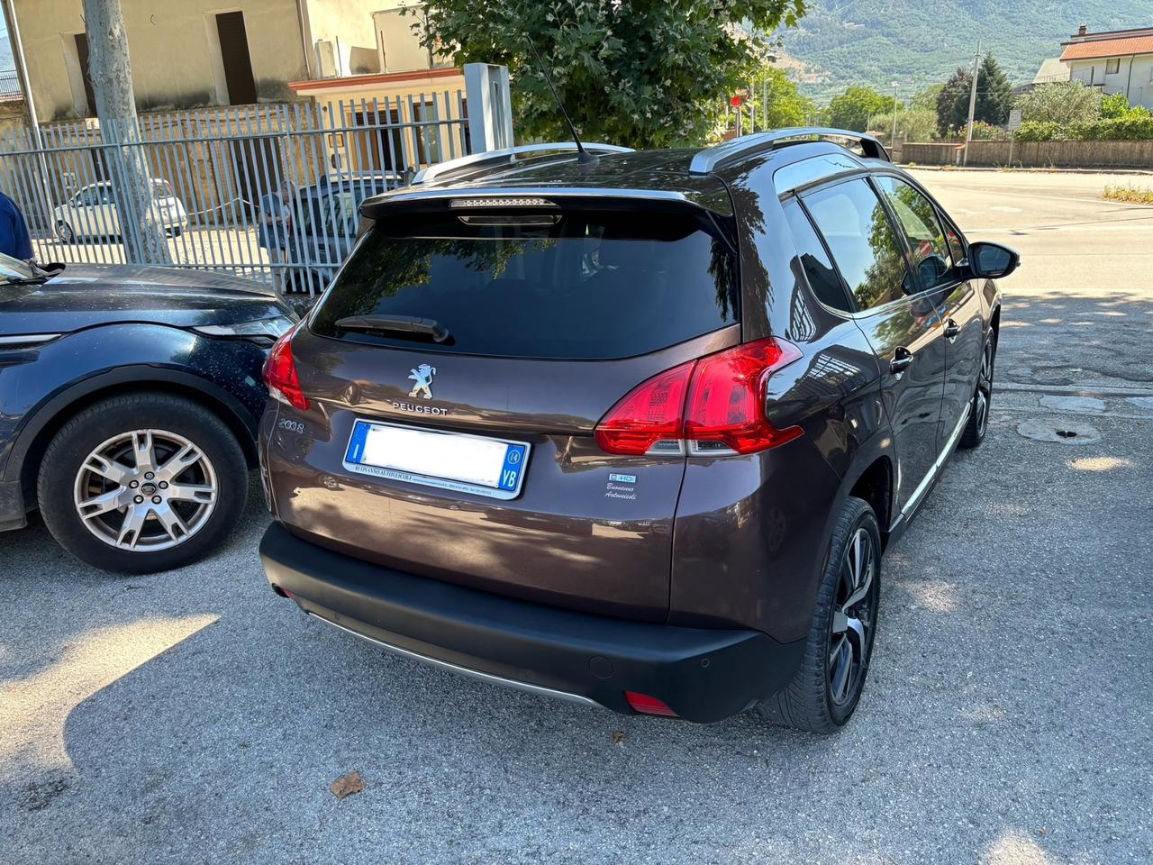 Peugeot 2008 1.6 e-HDi 115 CV Stop&Start Allure