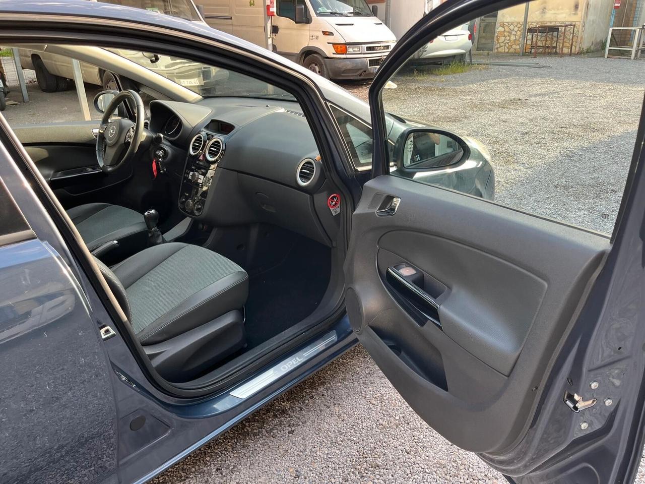 Opel Corsa 1.2 80cv Cosmo UNIPRO 12 MESI DI GARANZIA