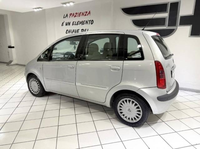 Lancia Musa 1.4 16v Platino Plus