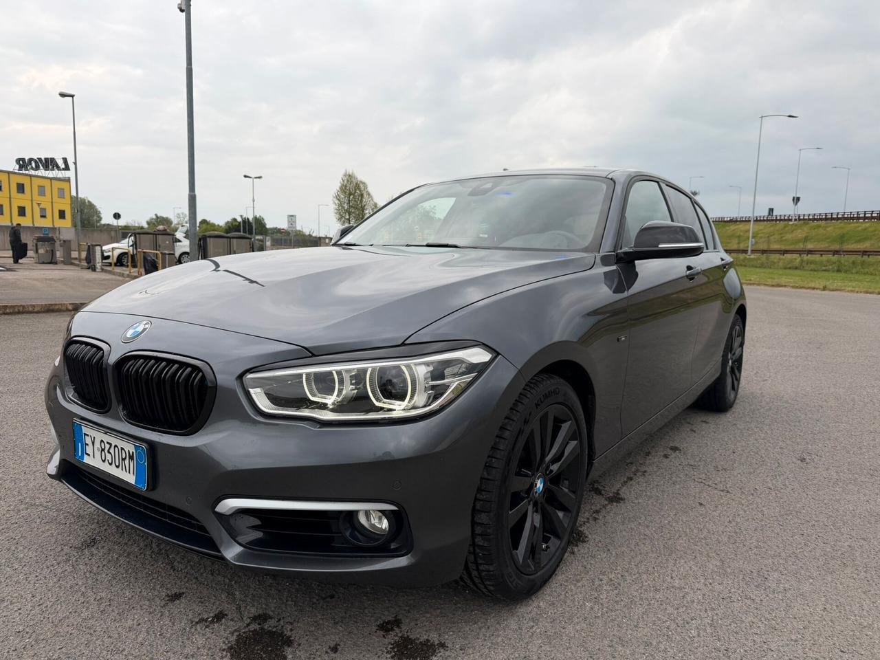 Bmw 118 118d 5p. Urban