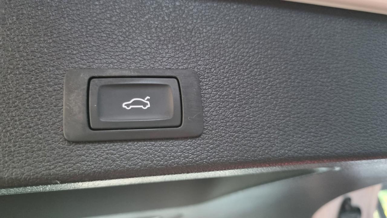 Audi Q2 30 TDI Business Advanced