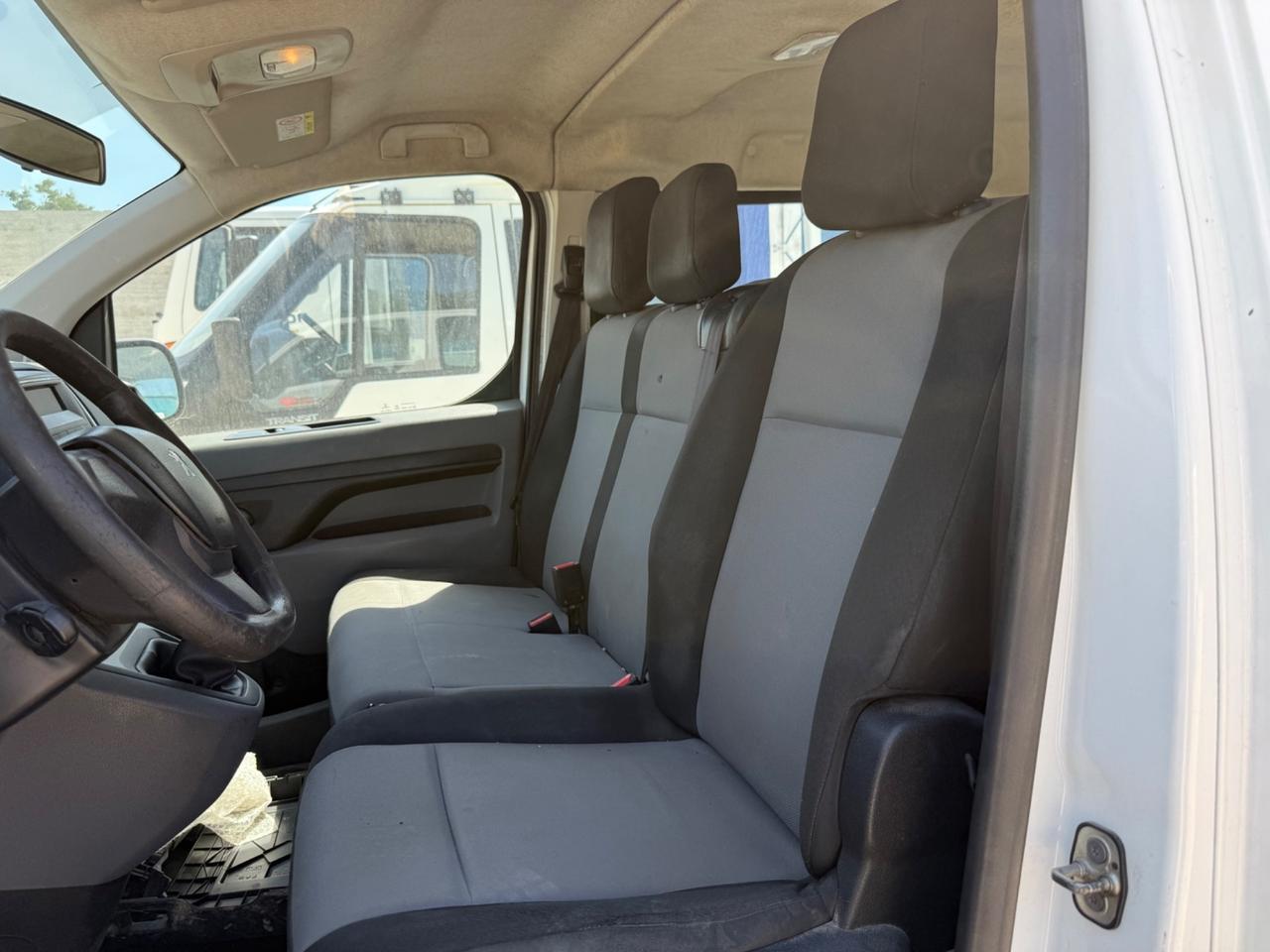 Peugeot Expert 9 posti motore rotto euro 6