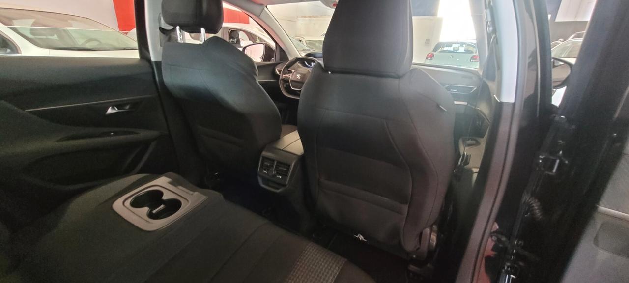 Peugeot 3008 BlueHDi 130 S&S Business