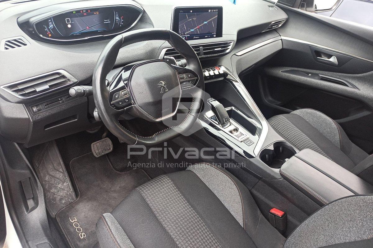 PEUGEOT 3008 BlueHDi 130 S&S EAT8 Business