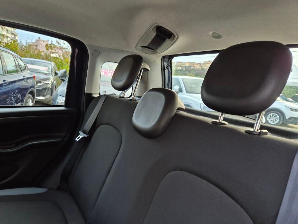 Fiat Panda 1.2 69CV COMANDI AL VOLANTE 5POSTI