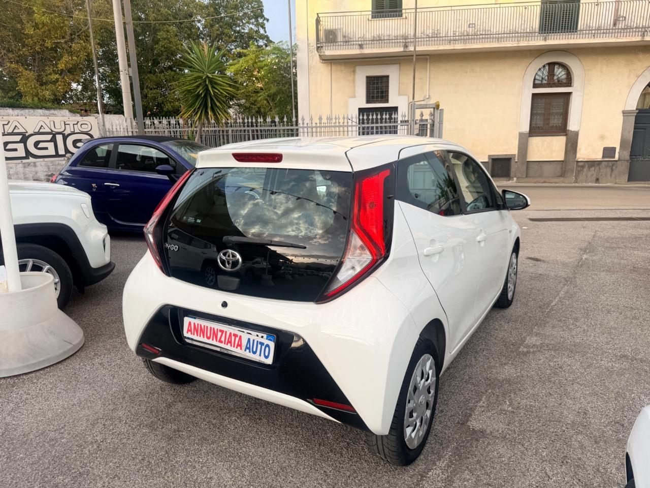 Toyota Aygo 1.0 72 CV 5 porte 82000 KM