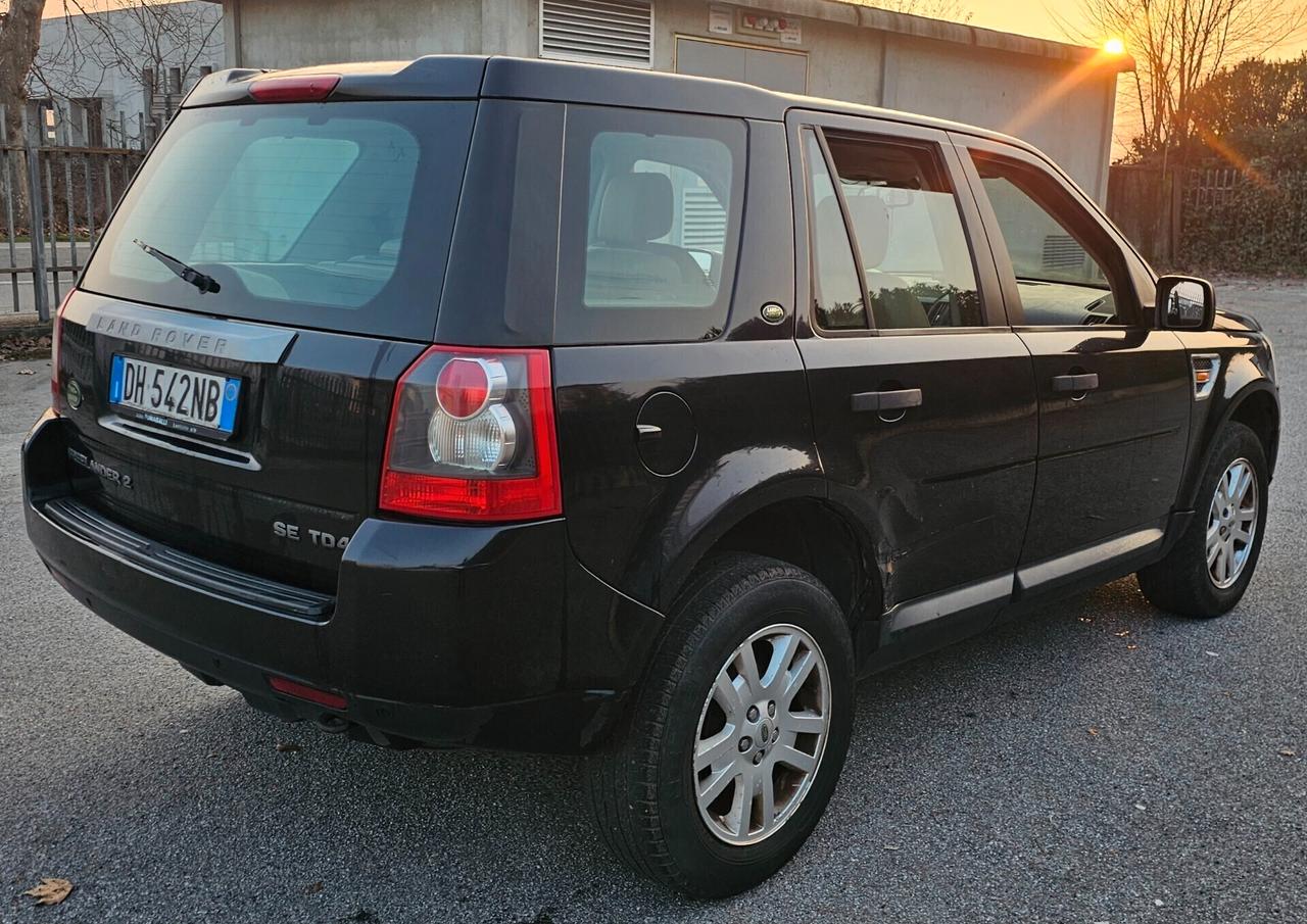 Land Rover Freelander 2.2 TD4 HSE 4x4