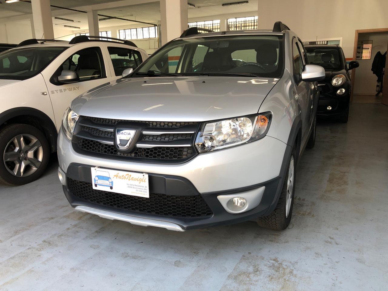 Dacia Sandero Stepway 900 TCe - Autonavigli