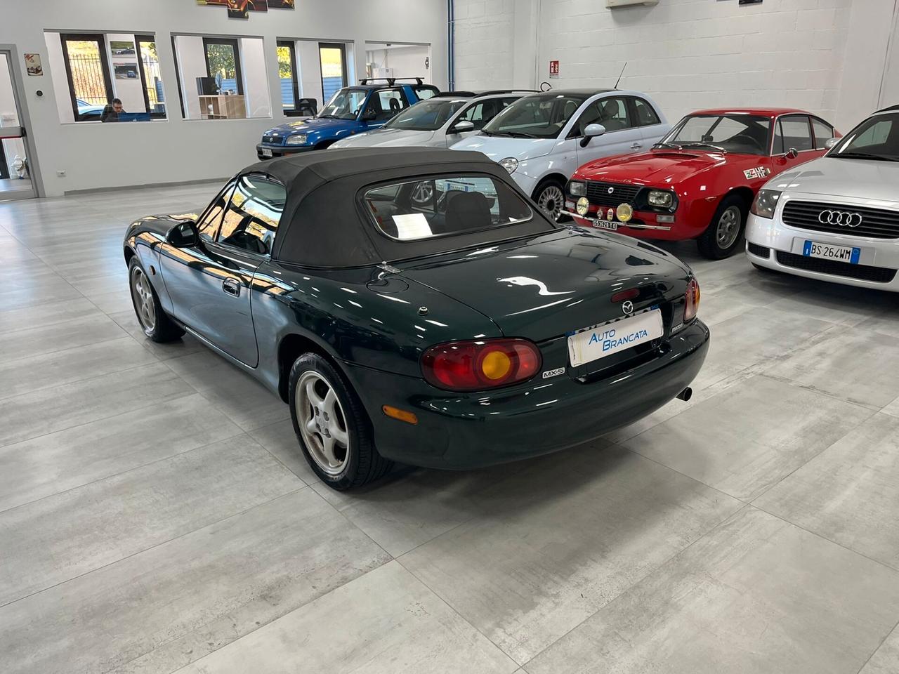 Mazda MX-5 1.6i 16v