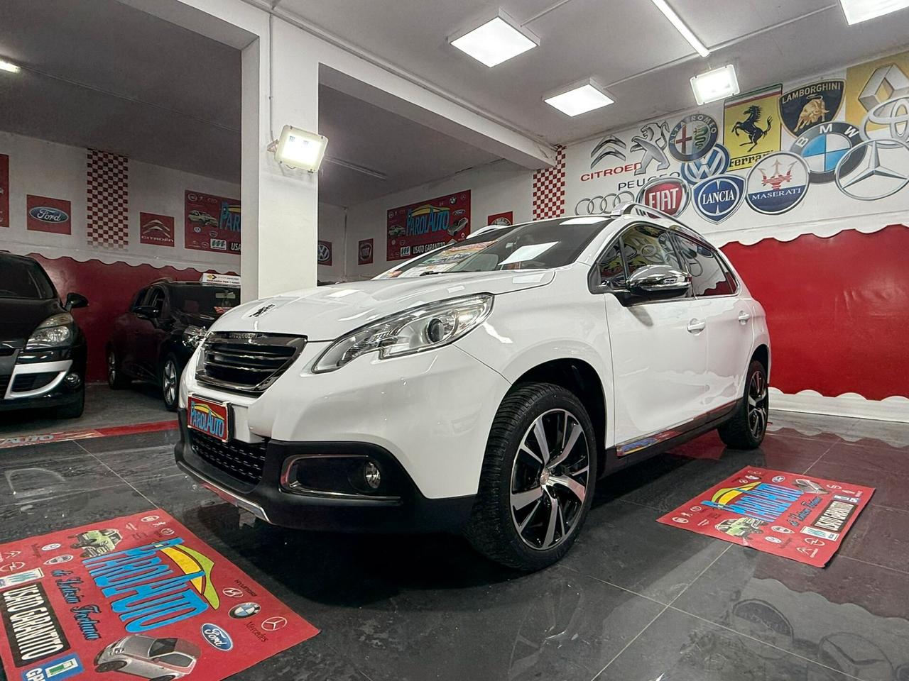 Peugeot 2008 1.6 e-HDi 92cv Urban Cross - 2014