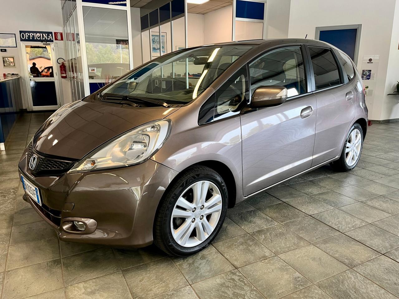 Honda Jazz 1.4 i-VTEC Elegance-NEOPATENTATI-