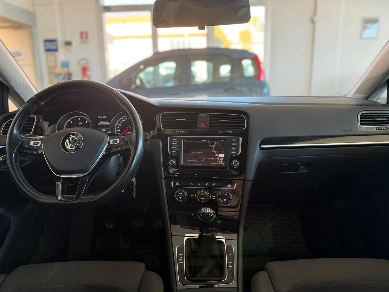 Volkswagen Golf 2.0 TDI 5p. Highline BlueMotion Technology