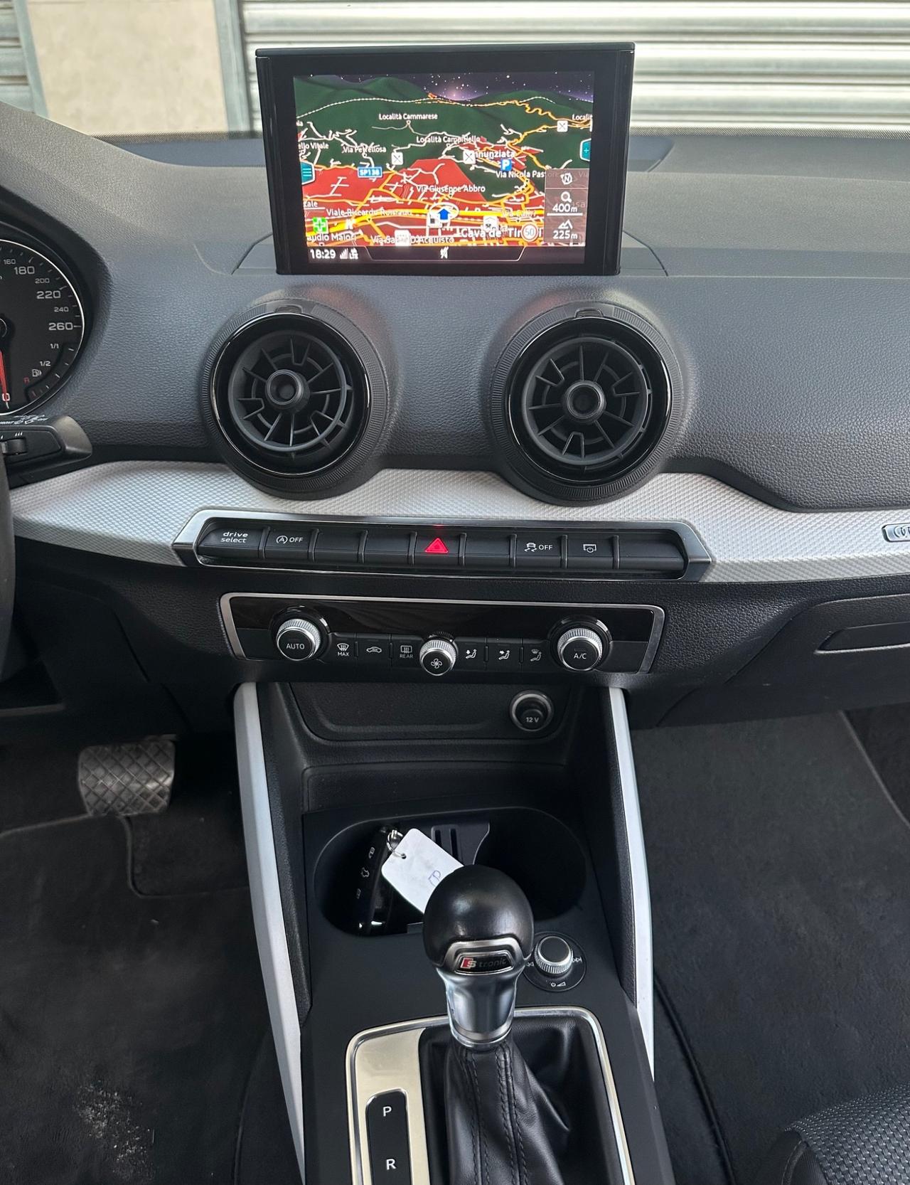 Audi Q2 30 1.6 TDI 116cv S tronic Admired