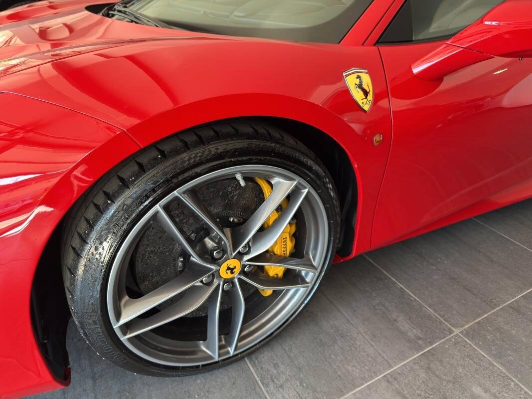 Ferrari 488 Coupe 3.9 GTB UFFICIALE ITALIANA