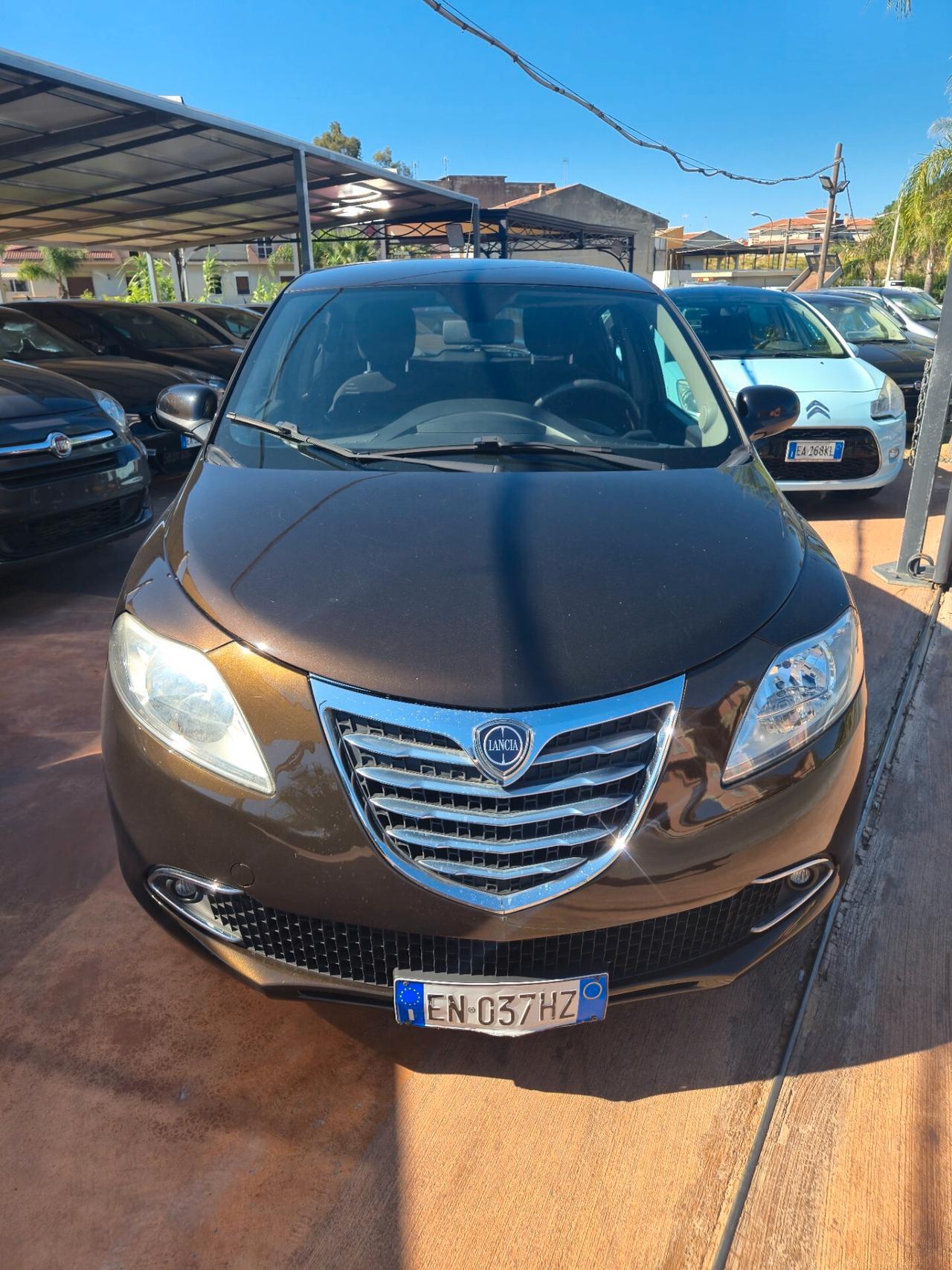 Lancia Ypsilon 1.2 69 CV 5 porte GPL Ecochic Gold