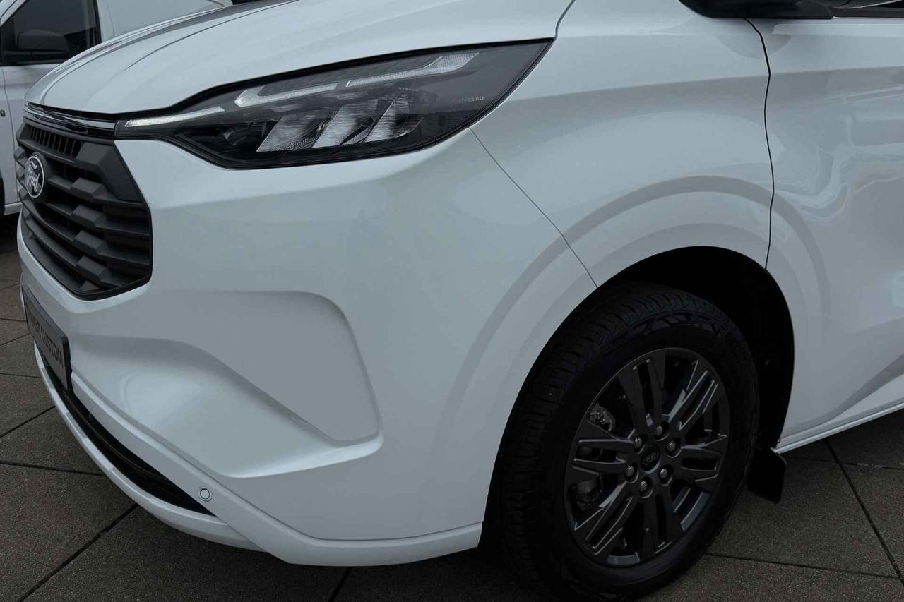 FORD TRANSIT CUSTOM 320L1H1 2.0 ECO 136CV AUTO TITANIUM DC 2024 NOLEGGIO LUNGO TERMINE