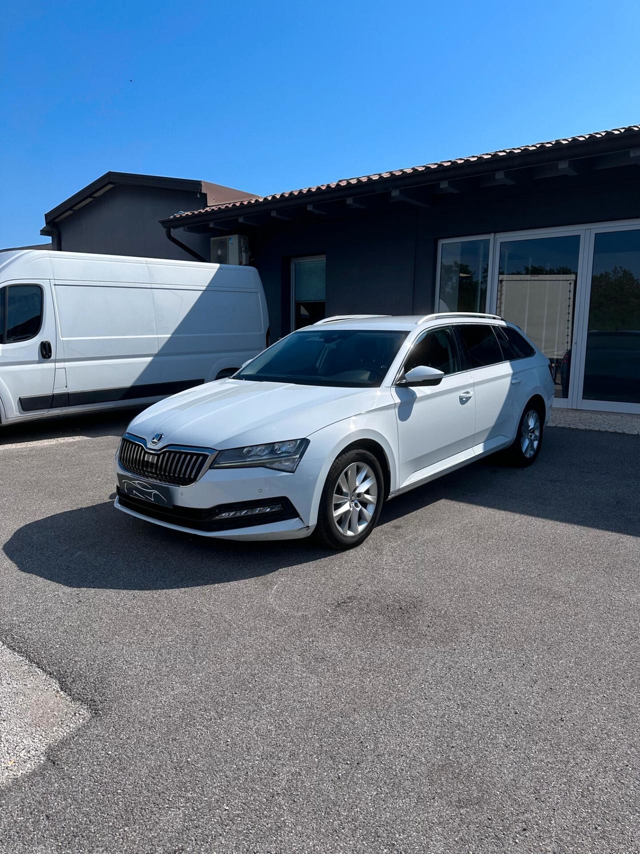 SKODA SUPERB 2.0 TDI EVO 150 CV SCR DSG WAGON EXECUTIVE