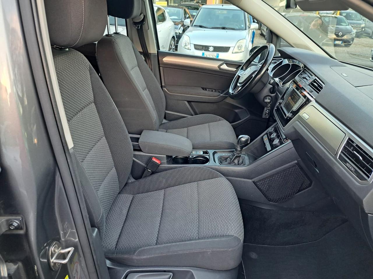 Volkswagen Touran 1.6 TDI 115 CV SCR DSG Highline BlueMotion Tech.