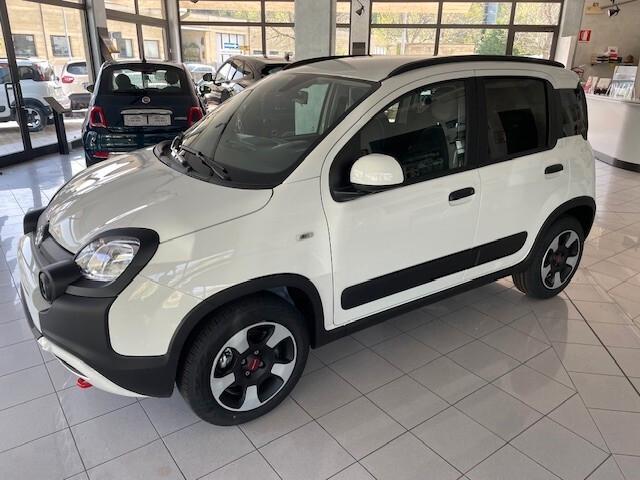 Fiat Panda Cross 1.0 FireFly S&S Hybrid 70 cv -Disponibili in vari colori!!