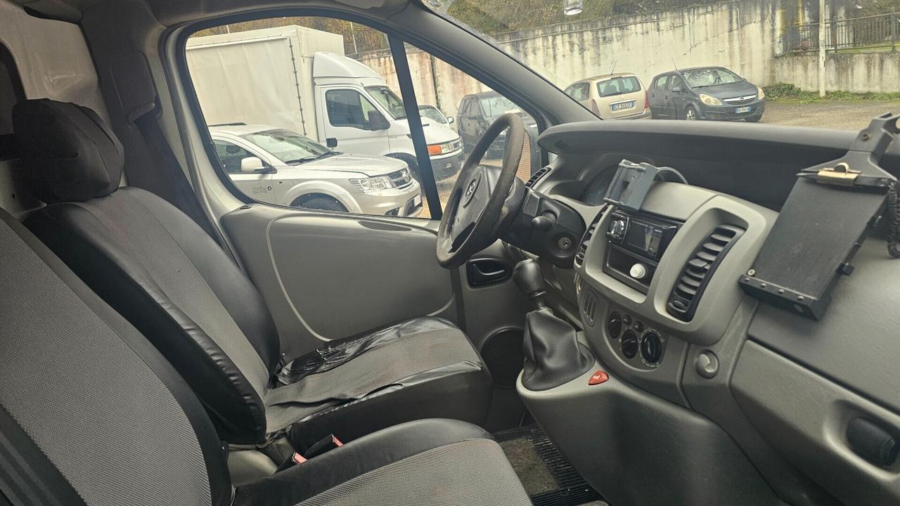Opel VIVARO 19TDI