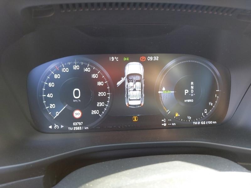 VOLVO XC40 T5 Plug-in Hybrid auto Recharge Inscription Expression