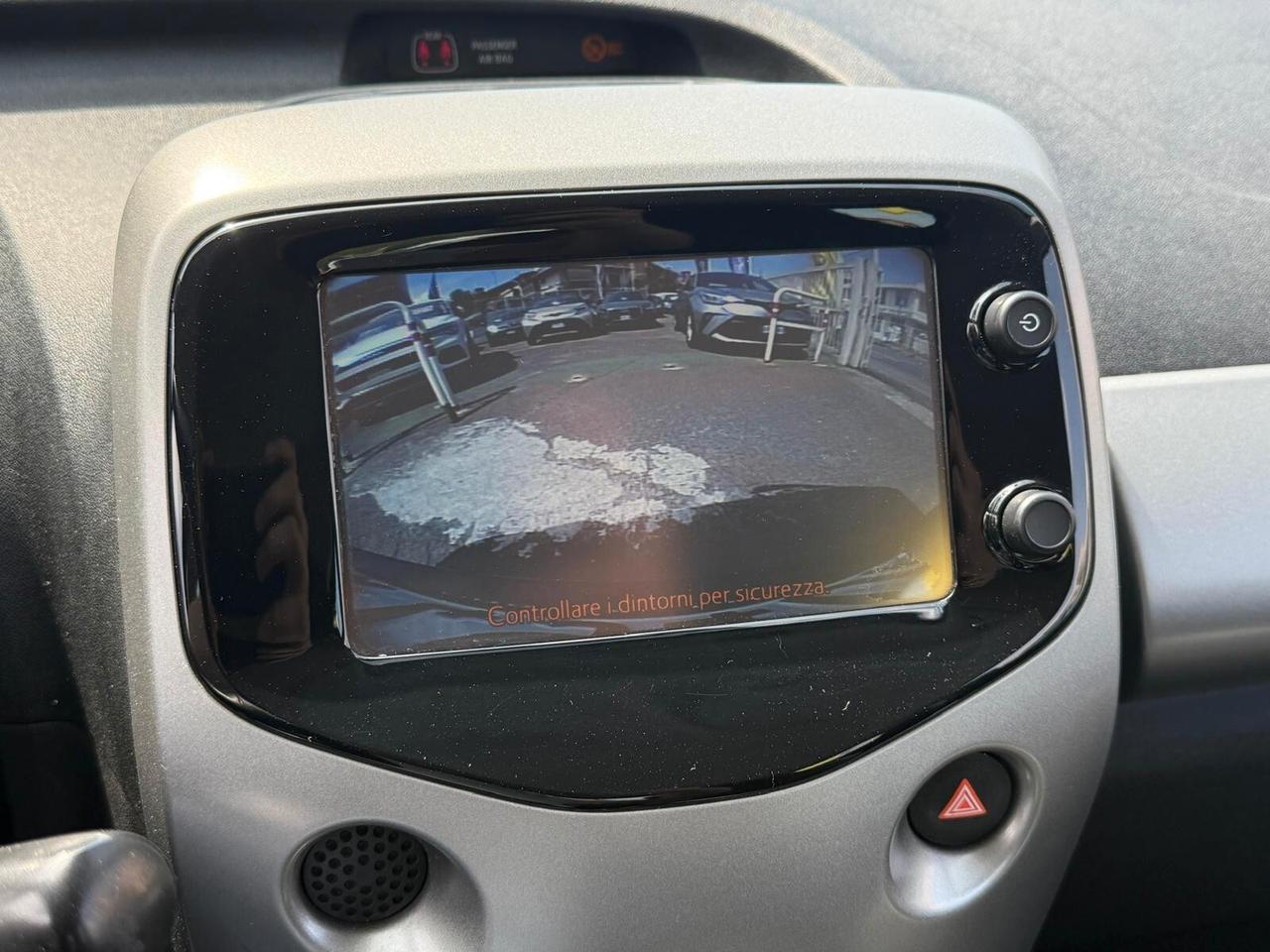 Toyota Aygo 69 CV *RETROCAMERA