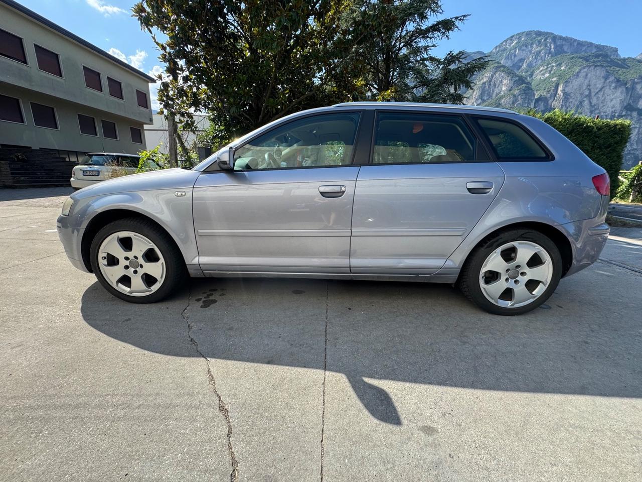 Audi A3 2.0 16V TDI quattro Ambition
