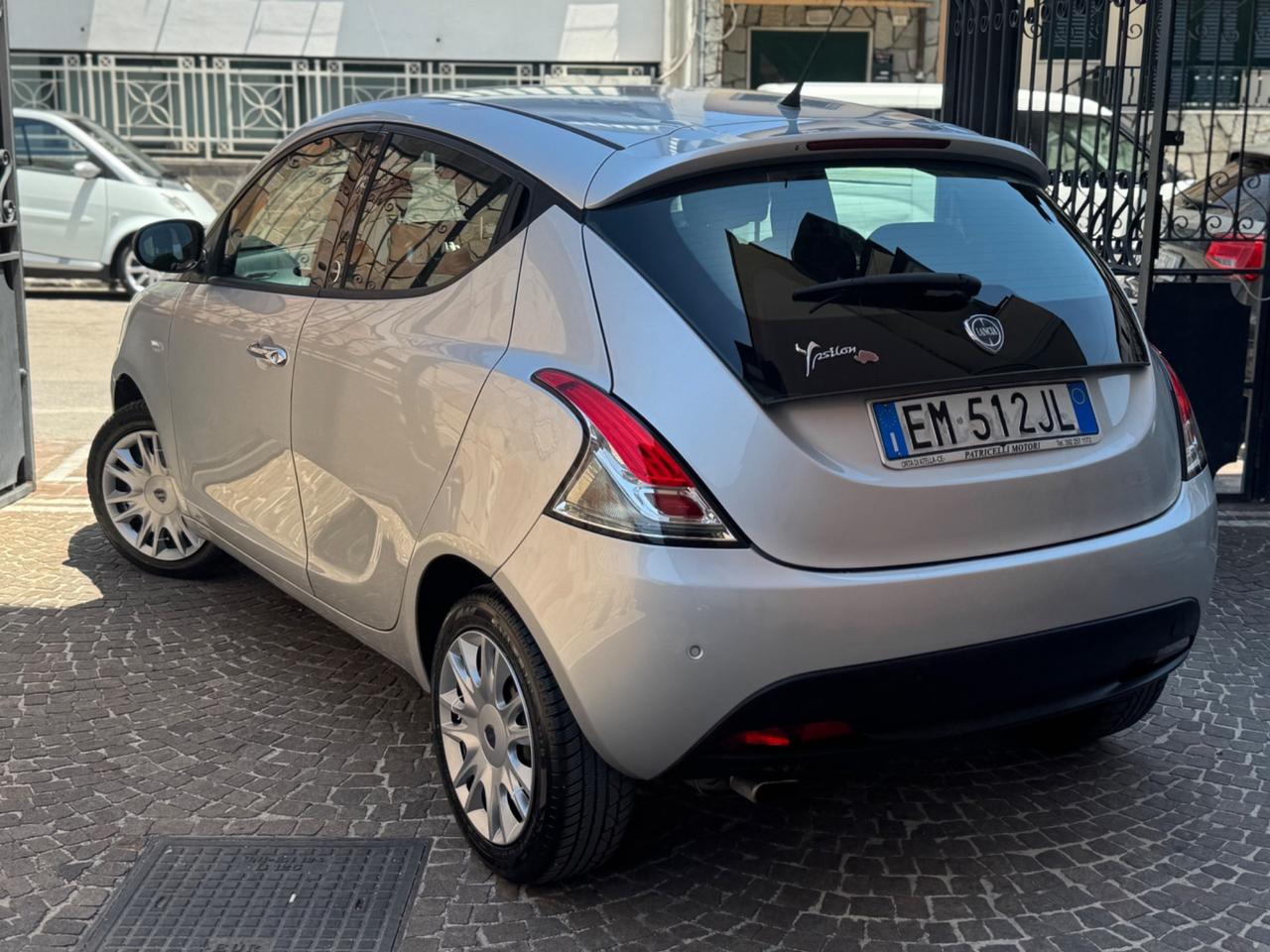 Lancia Ypsilon 1.2 69 CV 5 porte GPL Ecochic Gold