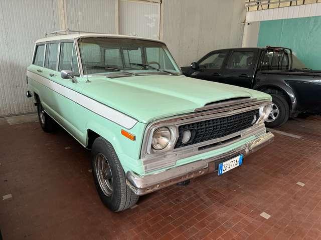 Jeep Wagoneer