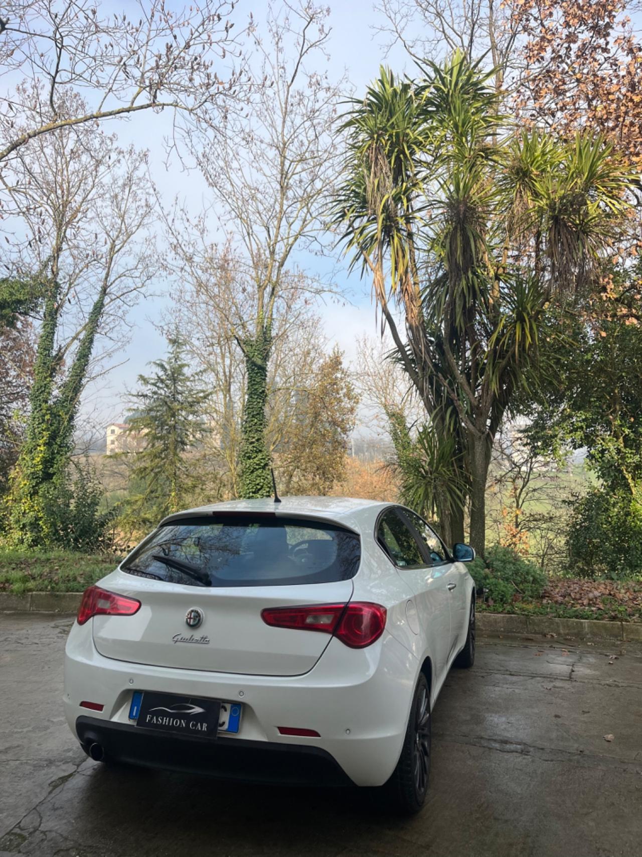 Alfa Romeo Giulietta 1.6 JTDm-2 105 CV Exclusive