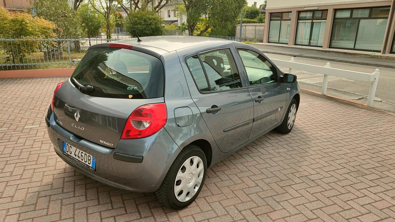 Renault Clio 1.2 5 porte OK NEO PATENTATI STUPENDA
