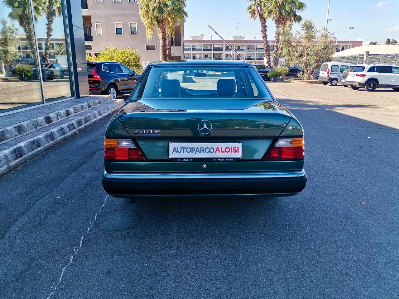 Mercedes E 200 E Berlina