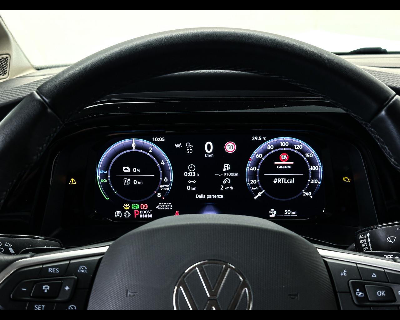 VOLKSWAGEN Multivan 7ª '21-> - Multivan 1.5 PHEV DSG 4Motion Life