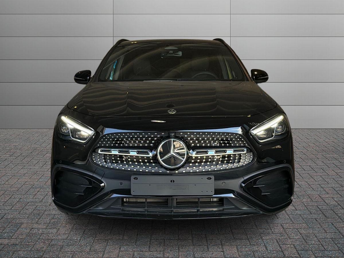 Mercedes-Benz GLA 200 d 4MATIC