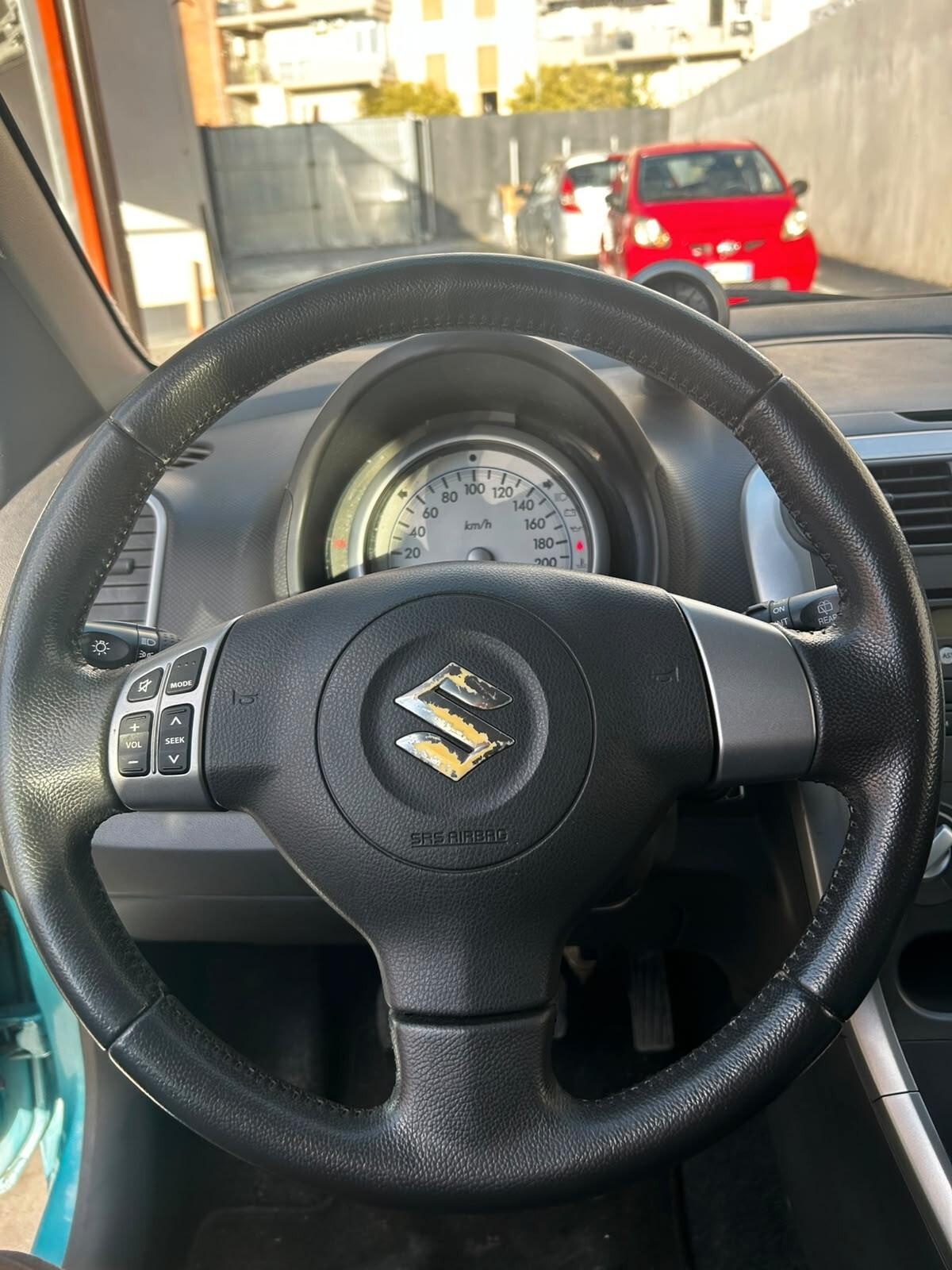 Suzuki Splash 1.0 VVT GLS Style