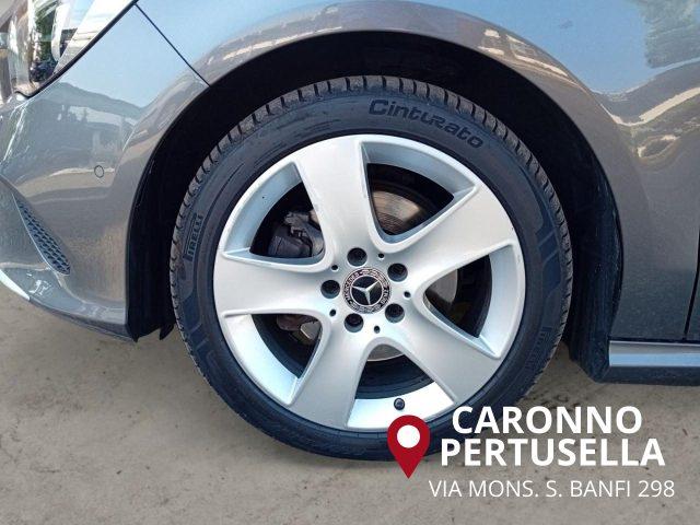 MERCEDES-BENZ CLA 220 d S.W. Automatic Business Extra