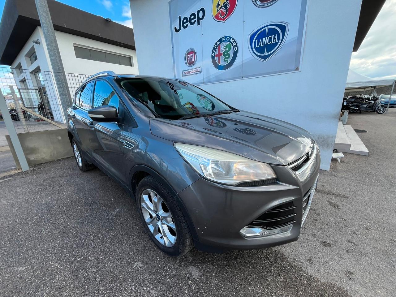 Ford Kuga 2.0 TDCI 163 CV 4WD Powershift Titanium