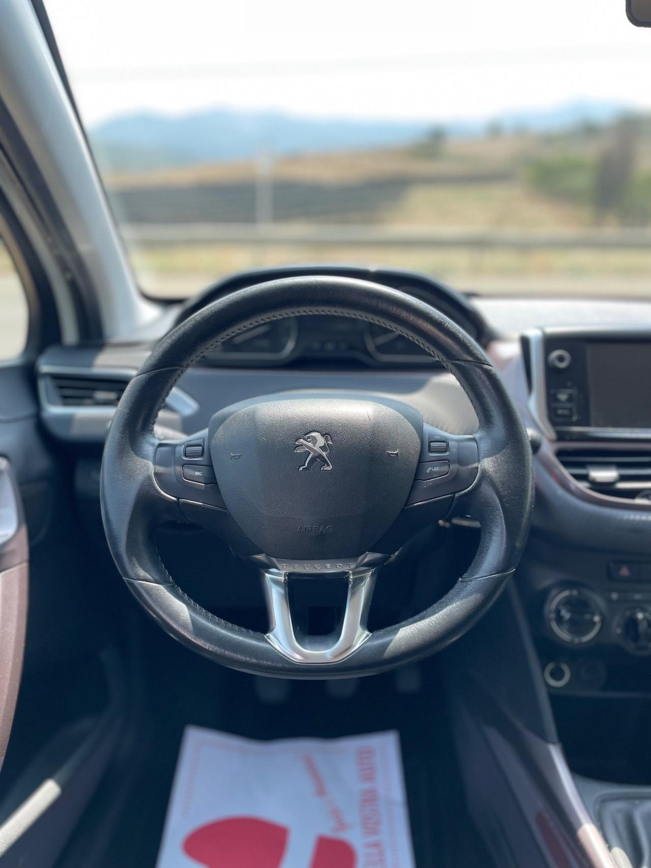Peugeot 2008 1.6 e-HDi 115 CV Stop&Start Allure