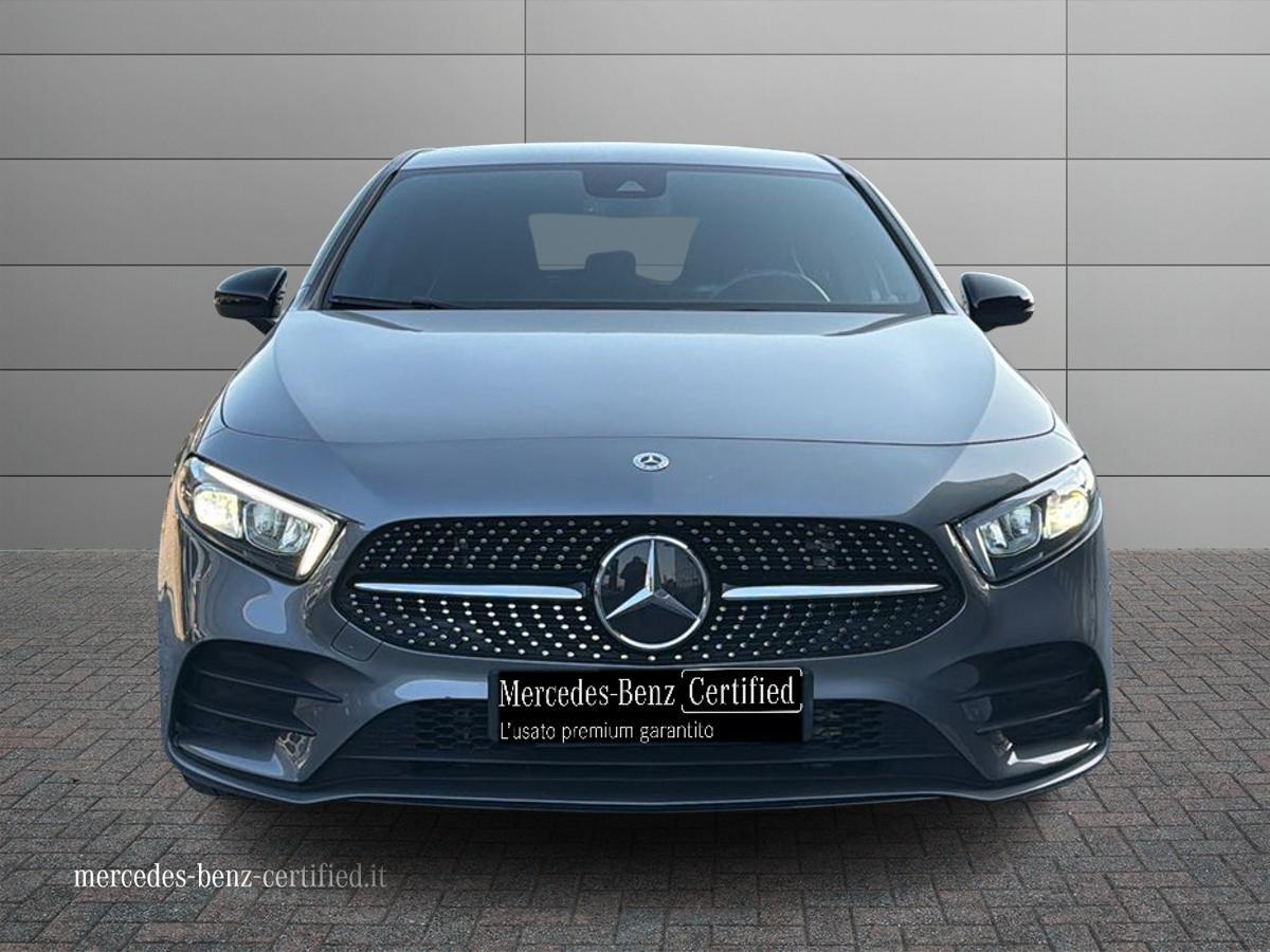 Mercedes-Benz A 180 Premium auto